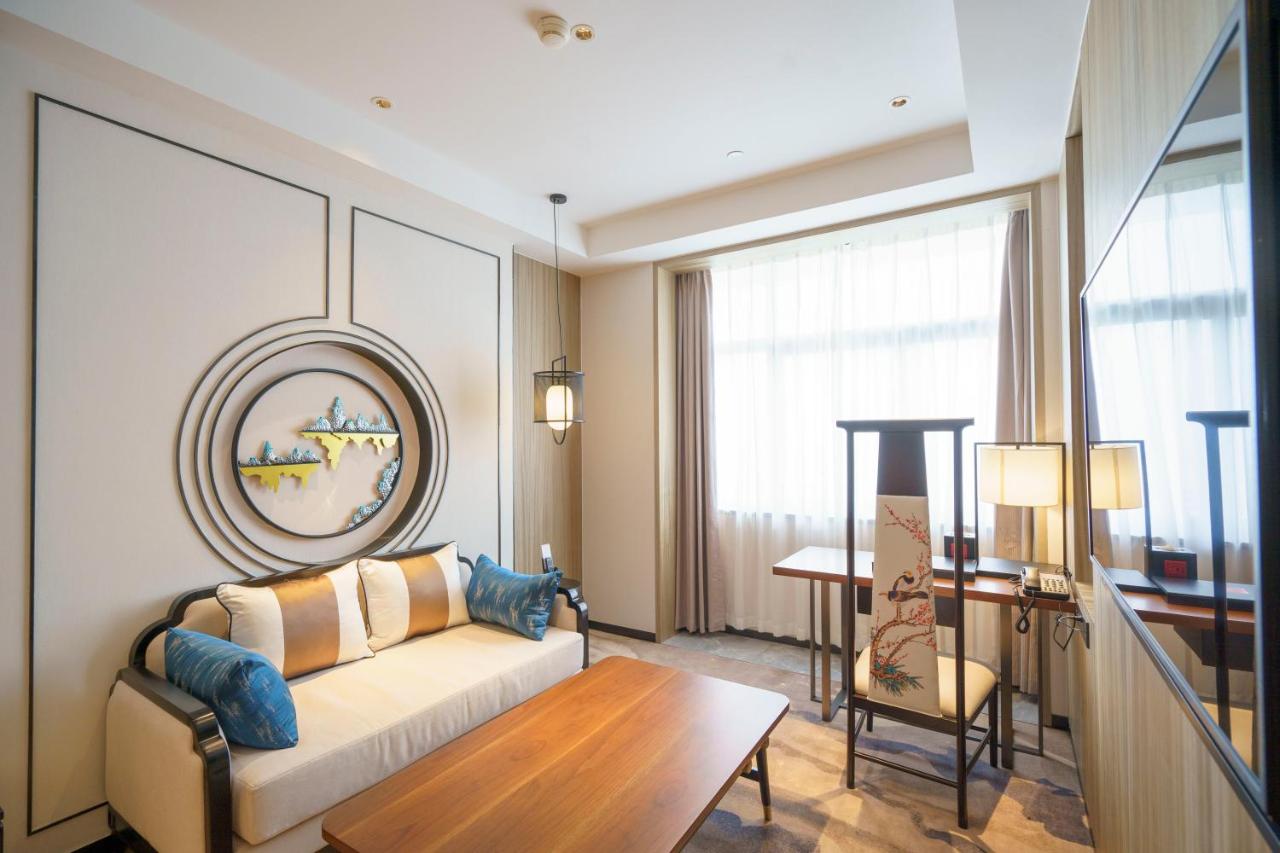 Baiyun Hotel